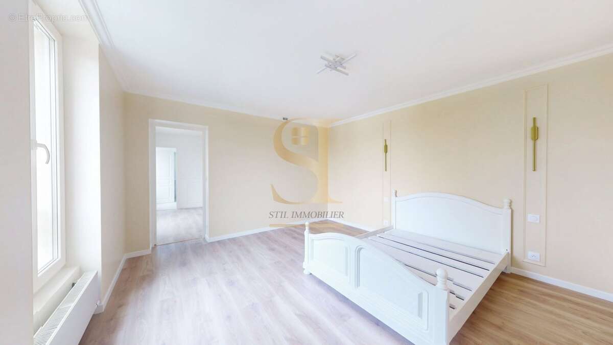 Appartement à CORBEIL-ESSONNES