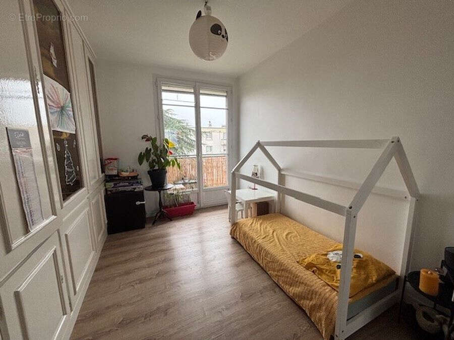 Appartement à CHAMPIGNY-SUR-MARNE