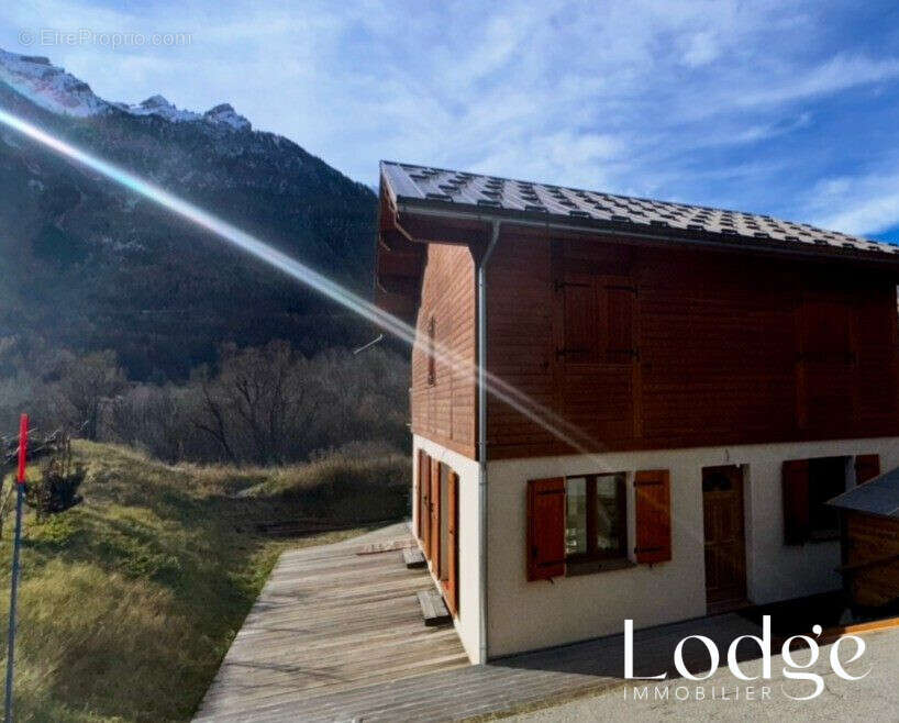 Appartement à LE MONETIER-LES-BAINS