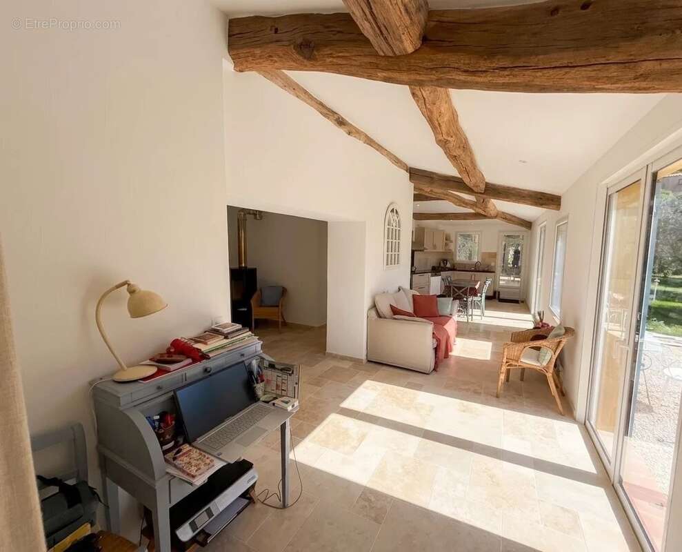 Maison à COTIGNAC