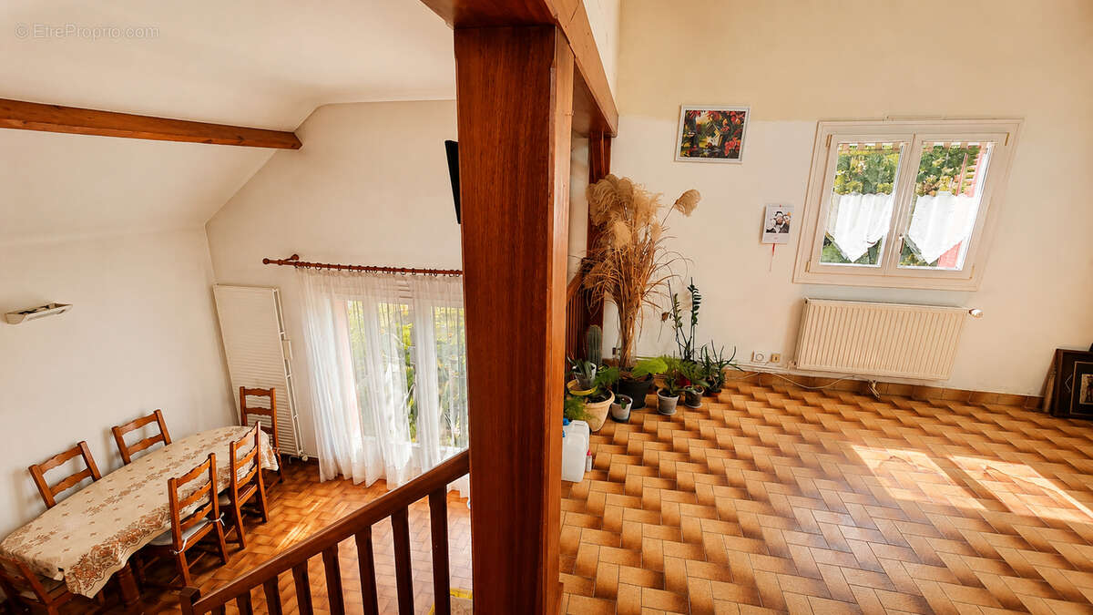 Maison à PIERRES