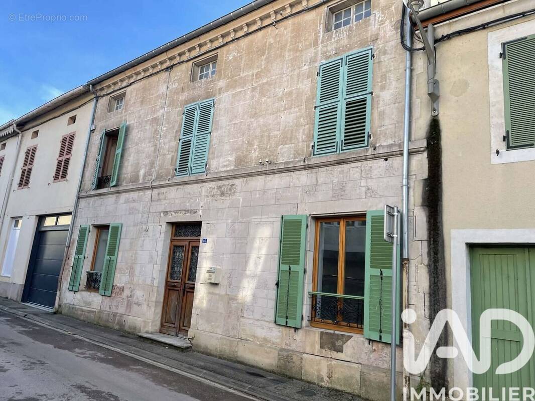 Photo 1 - Maison à POISSONS