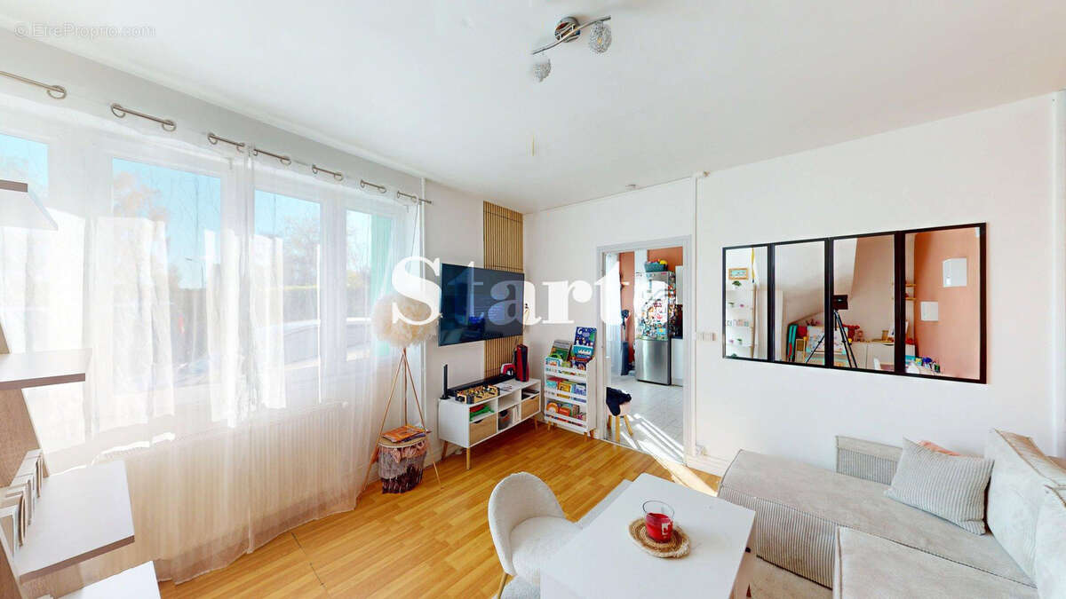 Appartement à LE BREUIL