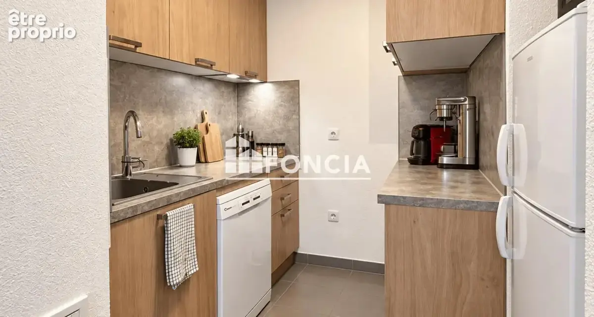 Superbe appartement T2 récent avec balcon et garage - photo 2
