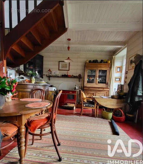 Maison 70 m² à Saint-Segal  - photo 3