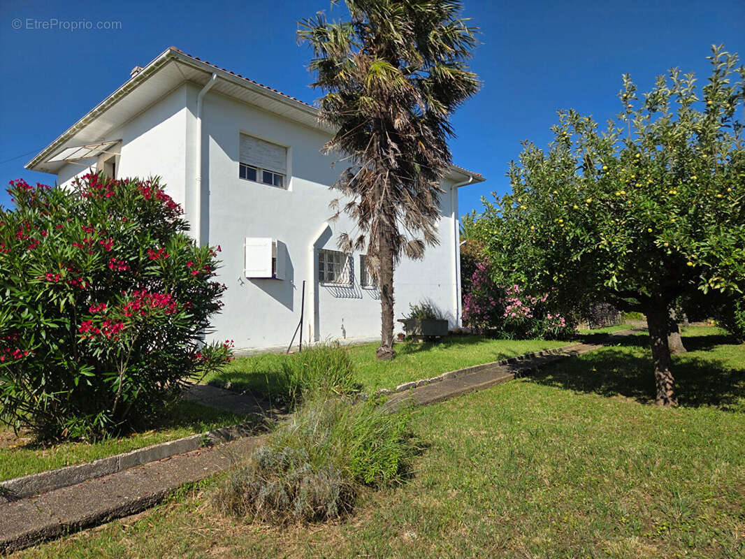 Maison à TARNOS