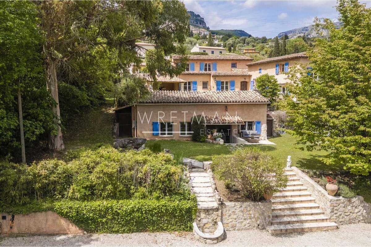 Maison à LE BAR-SUR-LOUP