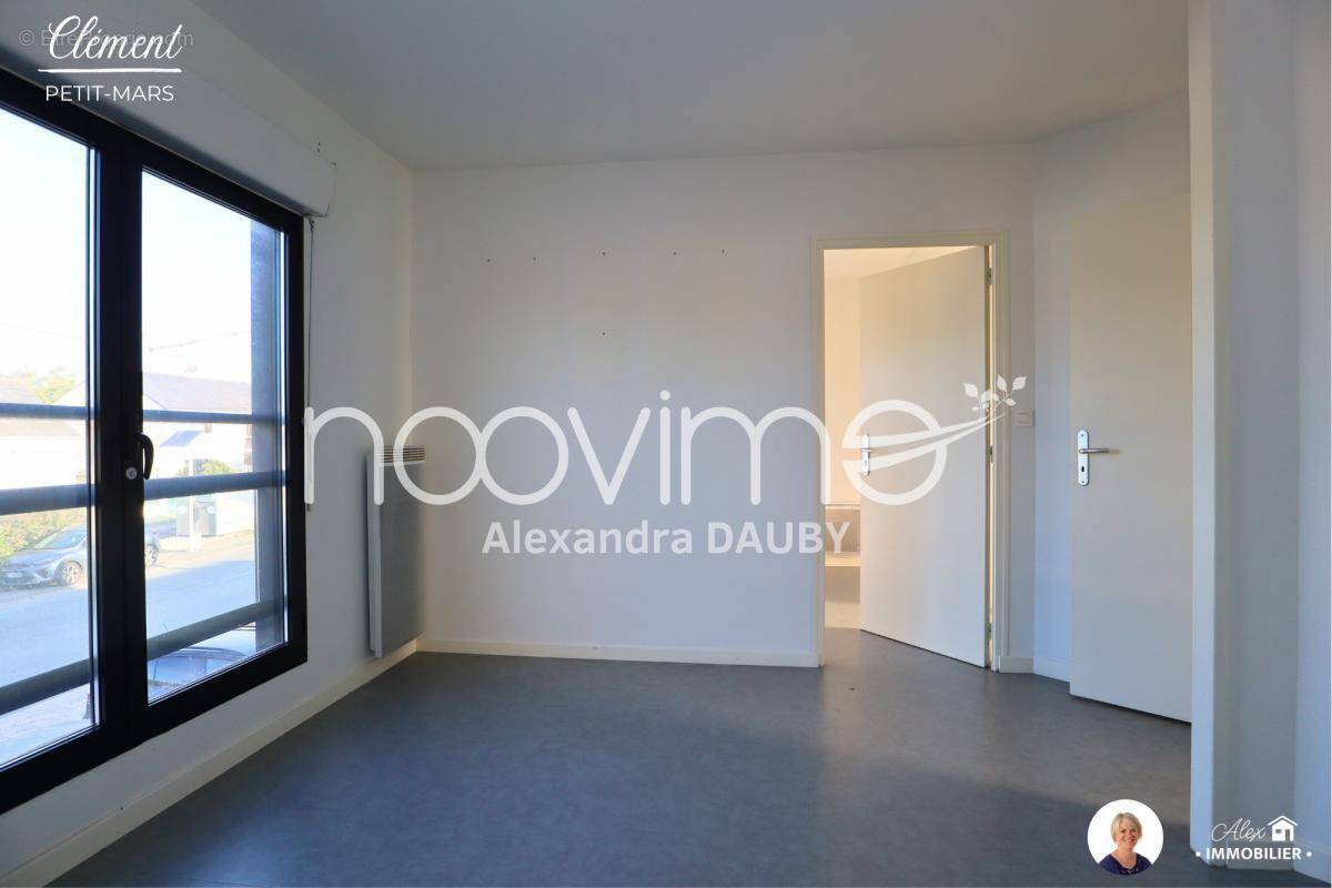 Commerce à PETIT-MARS