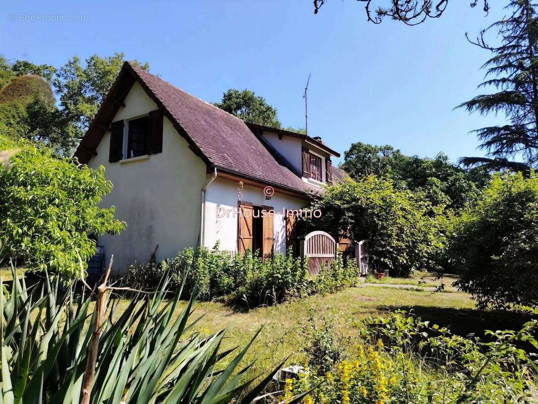 Maison à FOUCHEROLLES