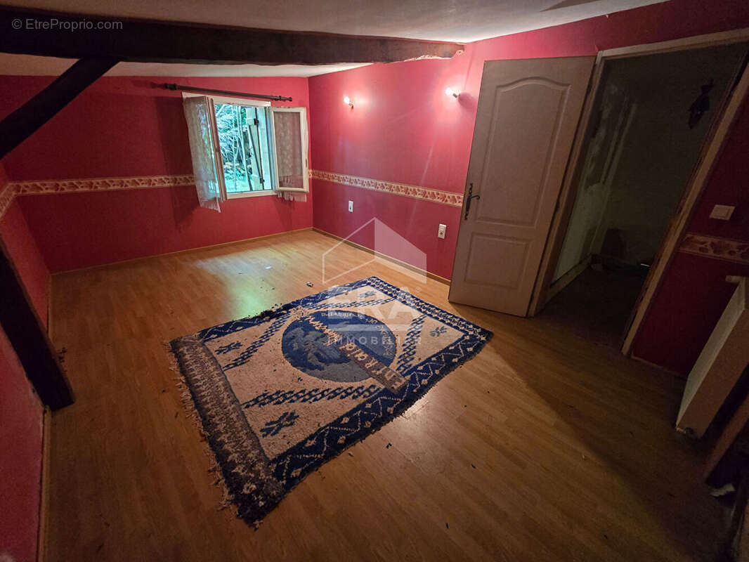 Maison à MONTPON-MENESTEROL