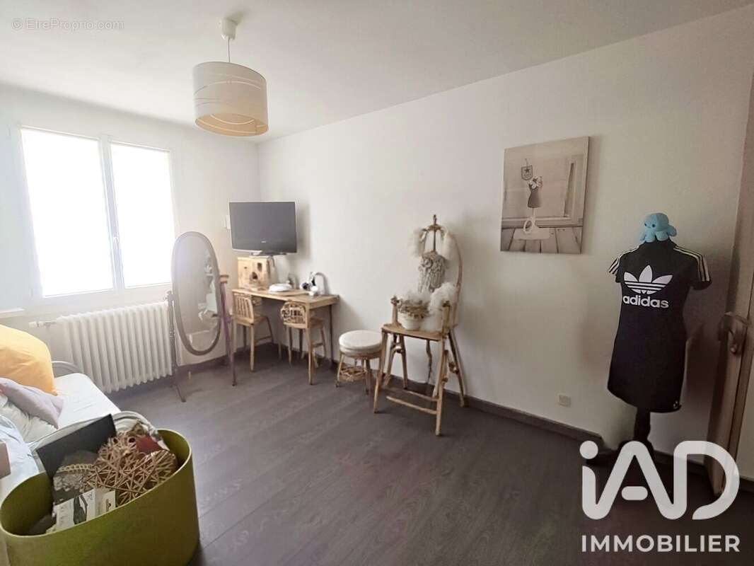 Maison 163 m² à Pont-Sainte-Marie  - photo 9