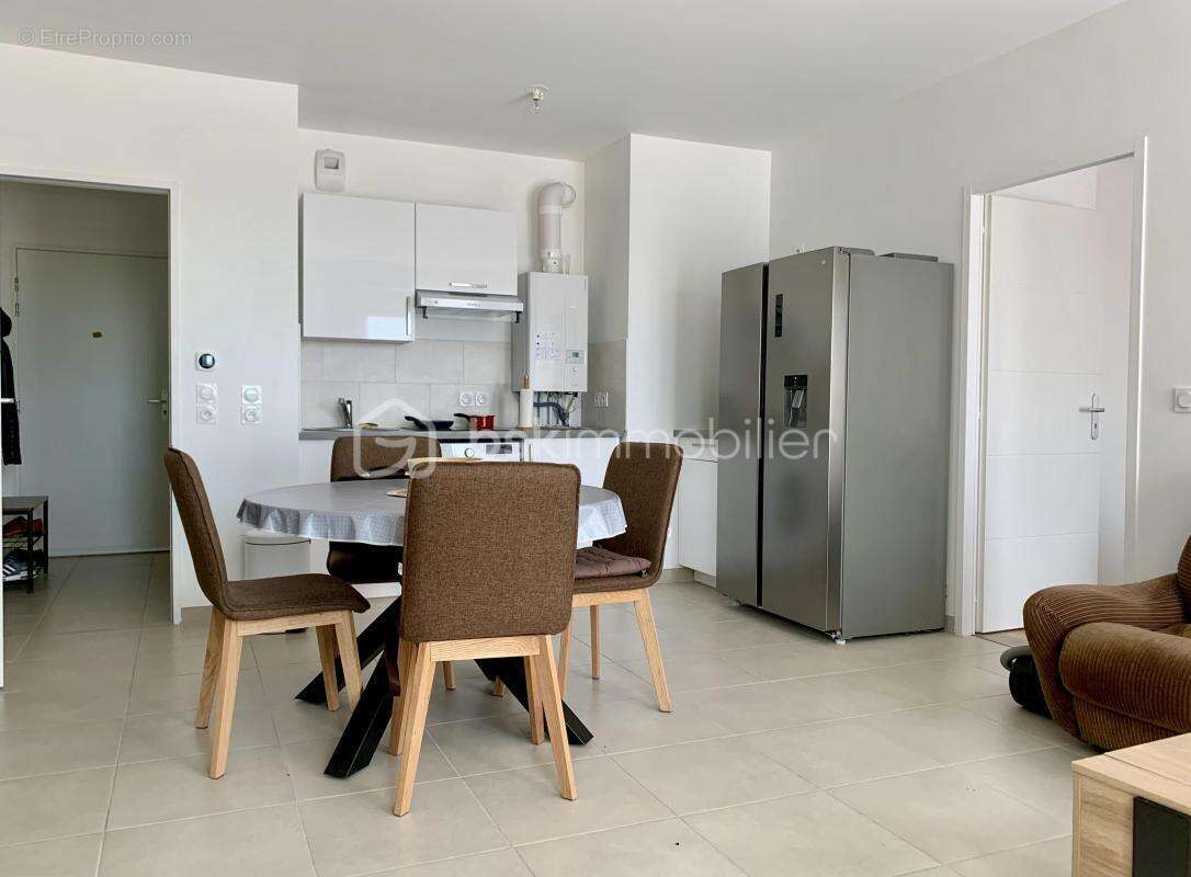 Appartement à SAINTE-GENEVIEVE-DES-BOIS