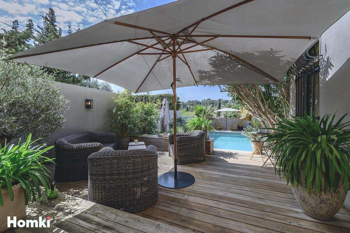 Maison à VILLENEUVE-LES-AVIGNON