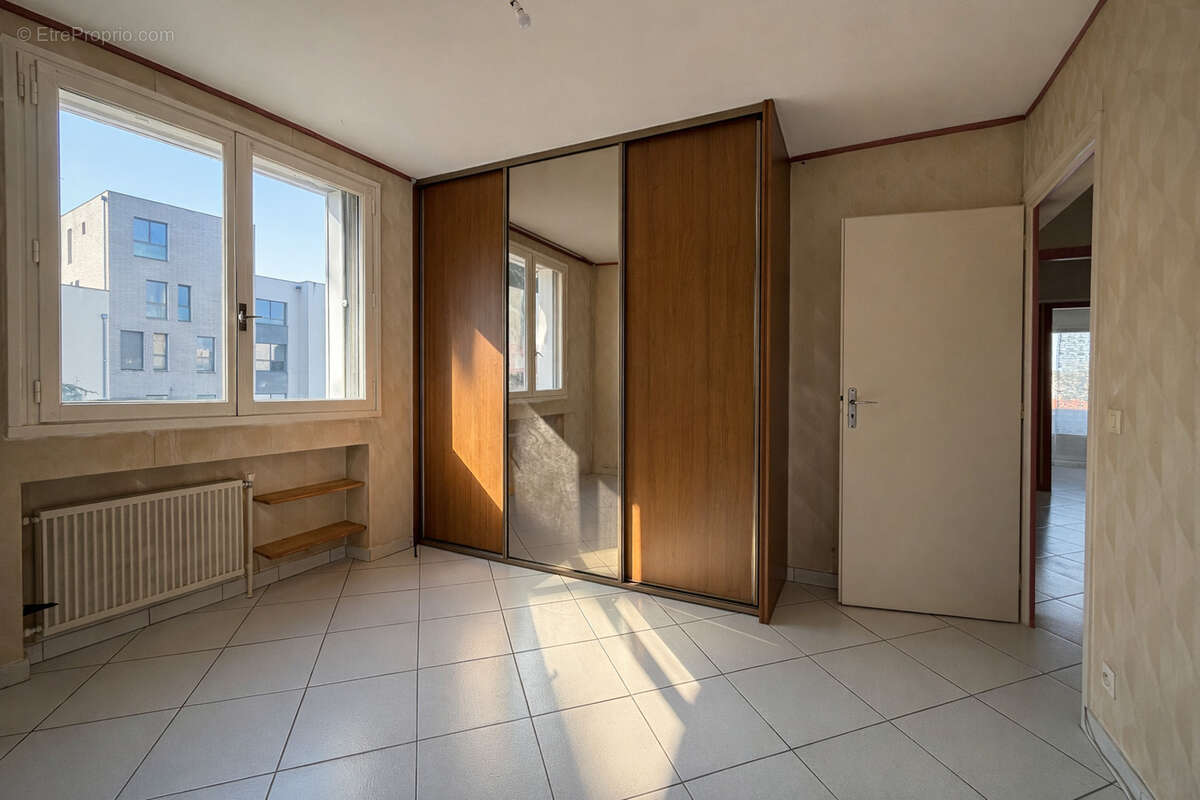 Appartement à LYON-8E