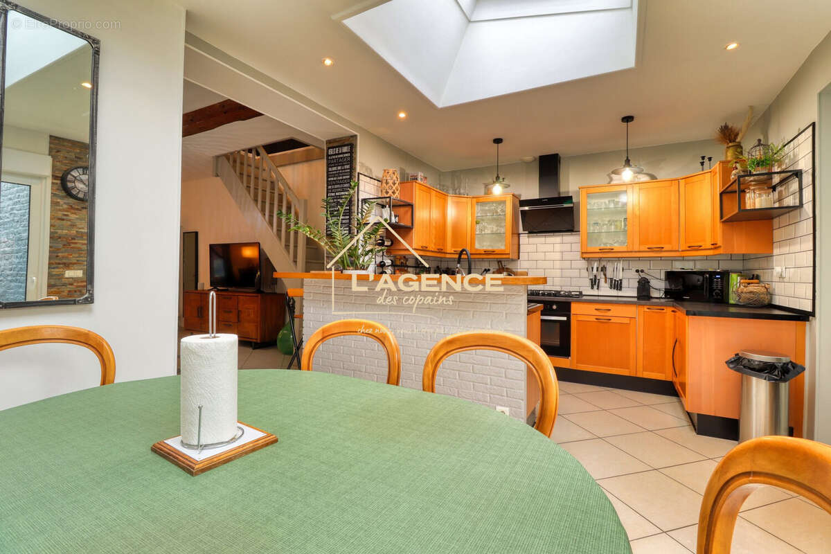 Maison à HAZEBROUCK