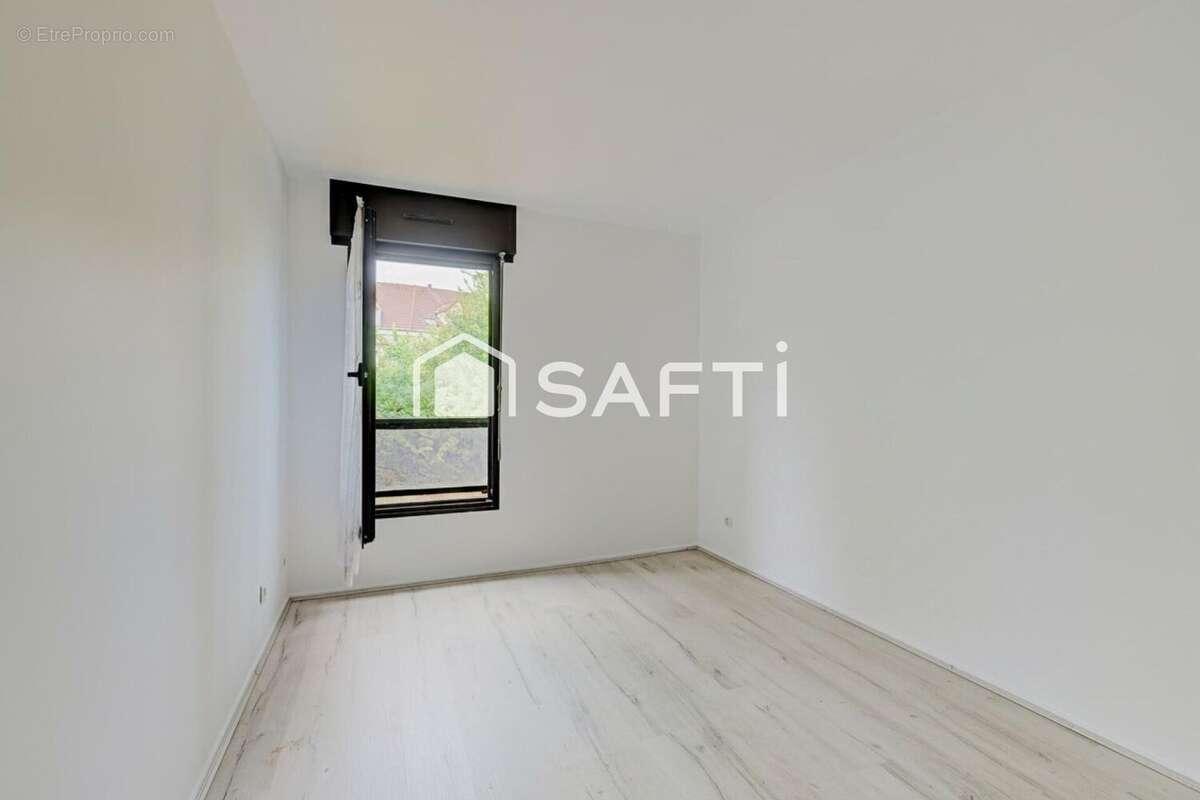 Appartement 69 m² à Noisy-Le-Grand  - photo 6