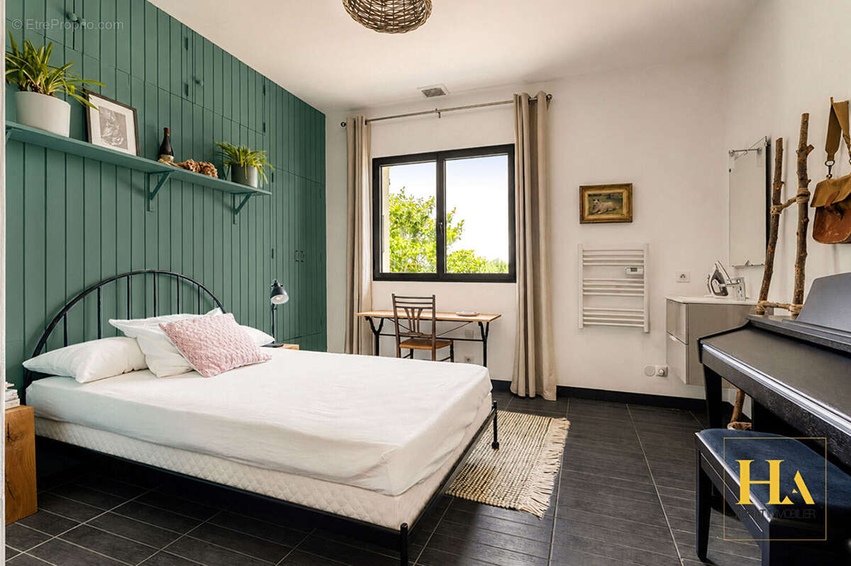 Maison à DREMIL-LAFAGE