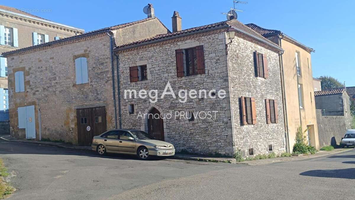 Maison à MONPAZIER