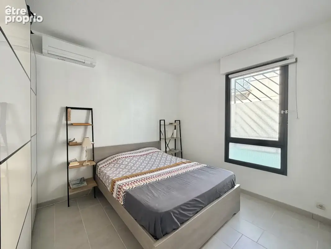 Quartier ARCEAUX- Appartement 3 pièces de 67 m2 avec terrasse et cave  - photo 4