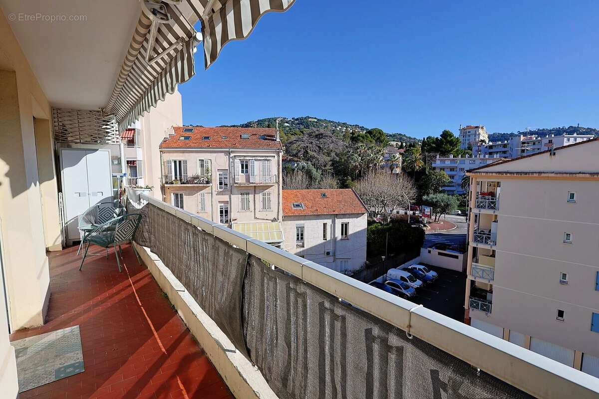 Appartement à CANNES