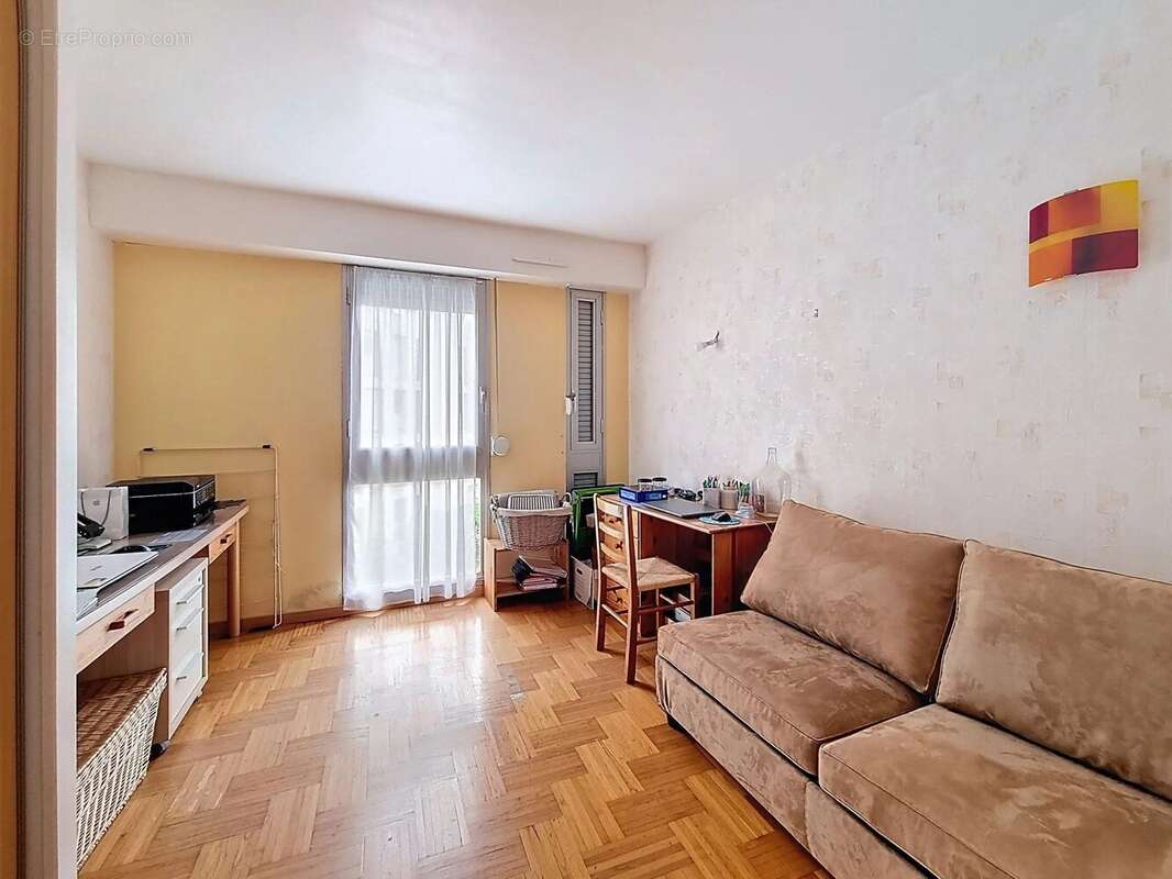 Appartement à LIMEIL-BREVANNES