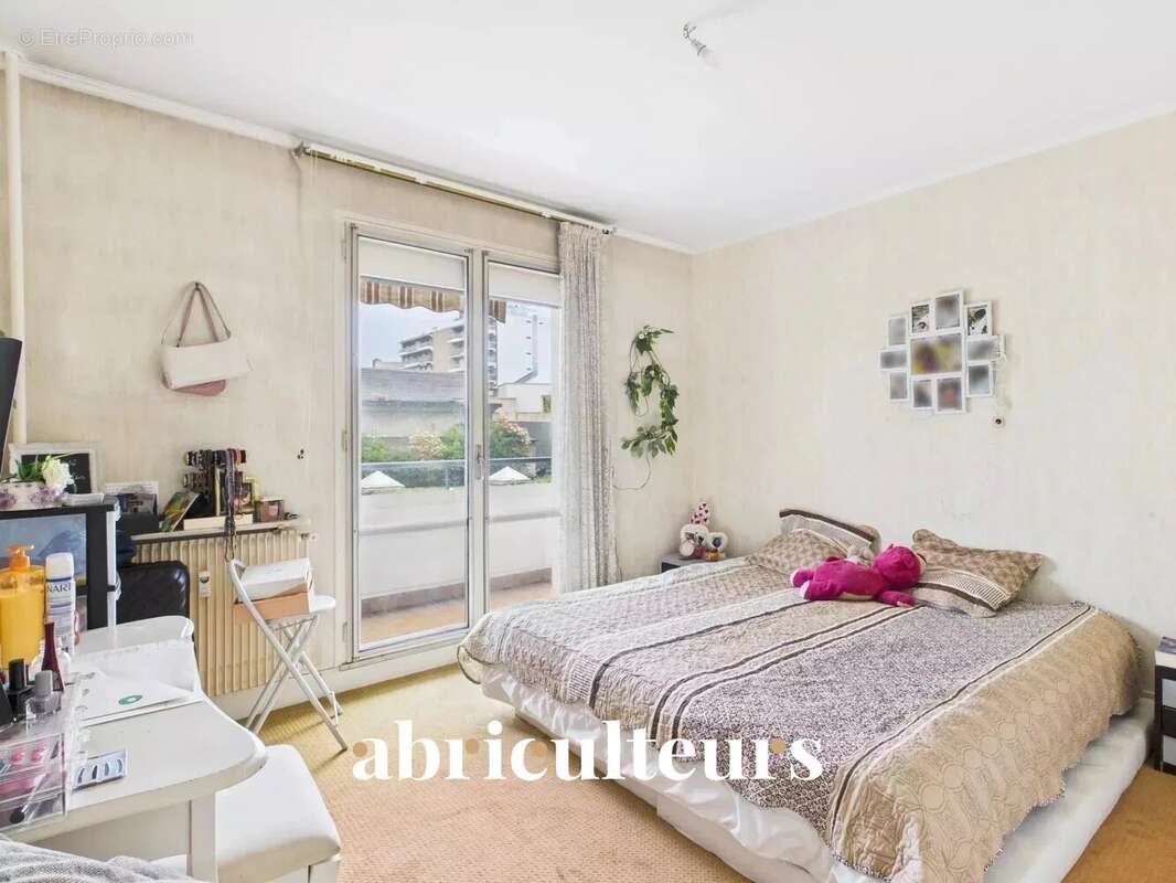 Appartement à PARIS-12E