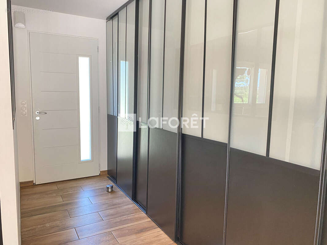 Maison à SAINT-JEAN-DU-FALGA