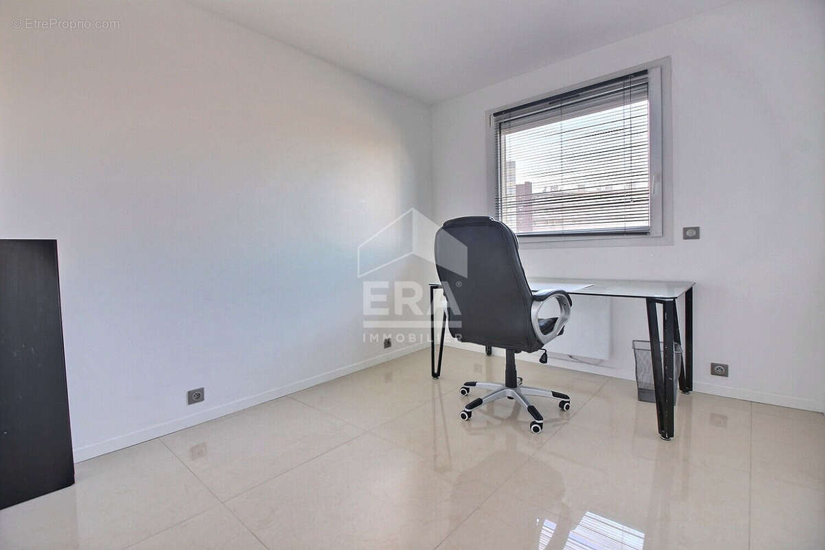 Appartement à SAINT-OUEN