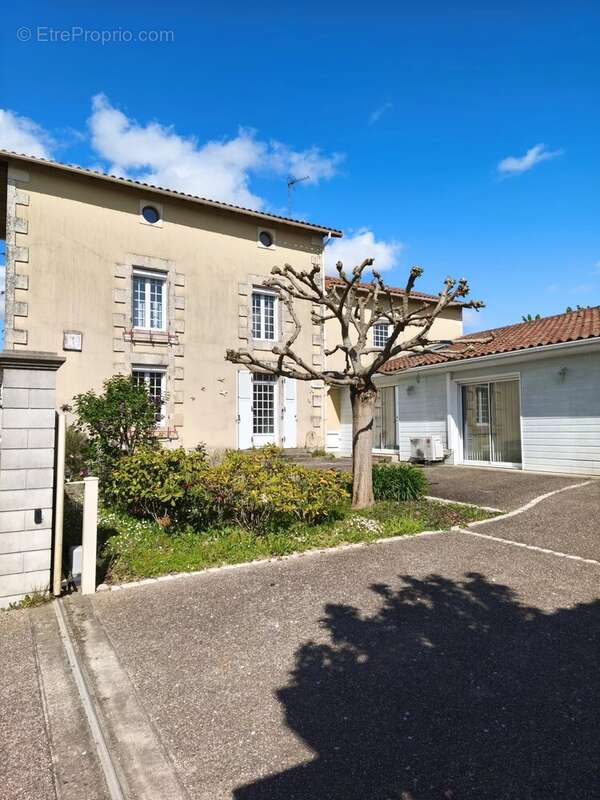 Maison à VASLES
