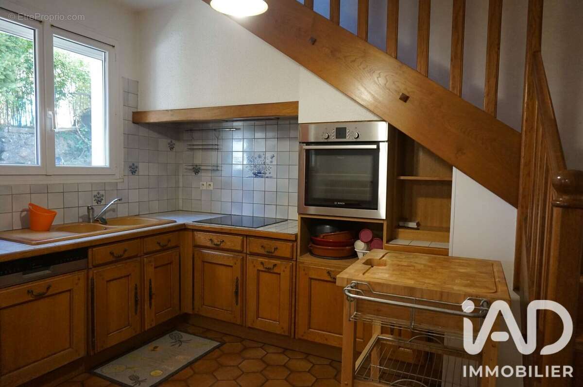 Maison 114 m² à Labegude  - photo 6
