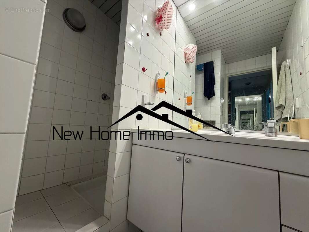 Appartement à MARSEILLE-8E