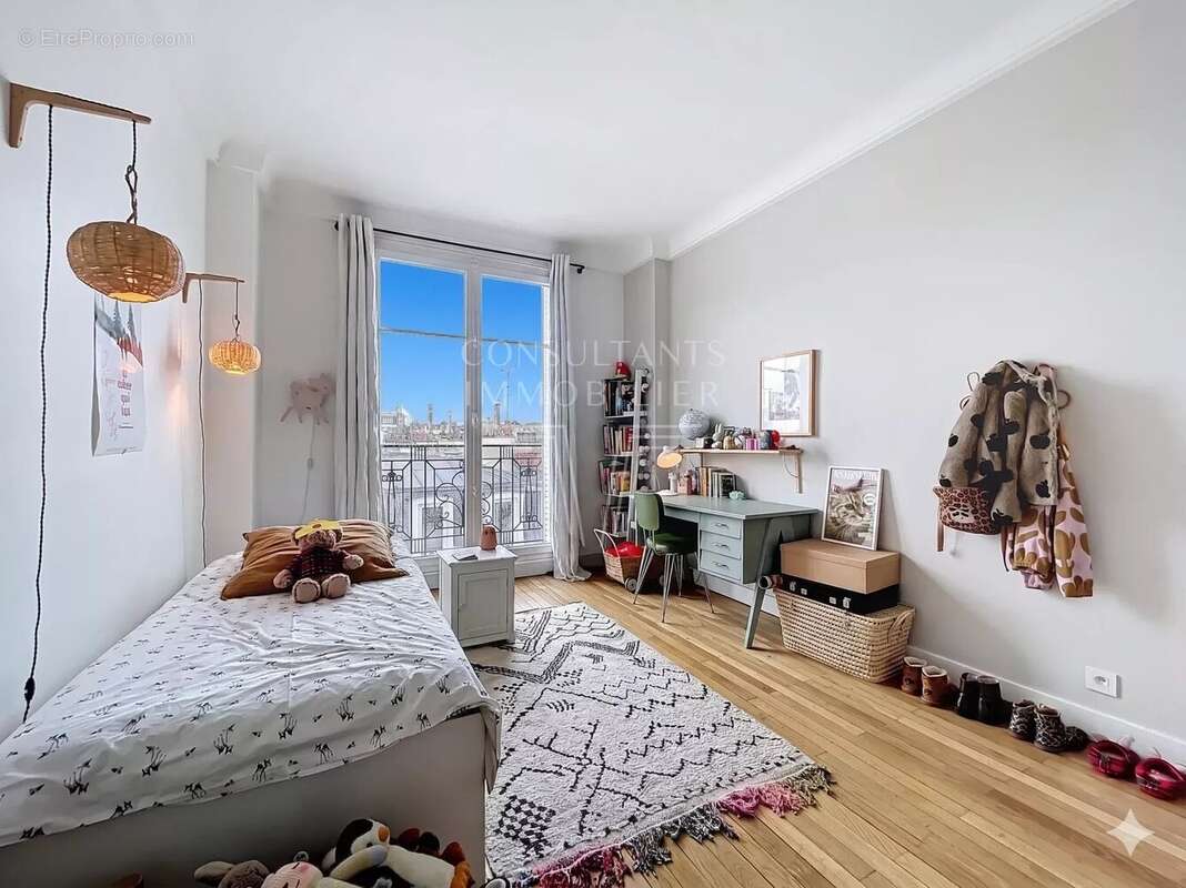 Appartement à BOULOGNE-BILLANCOURT