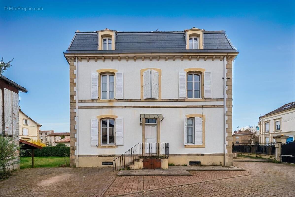 Maison à THAON-LES-VOSGES