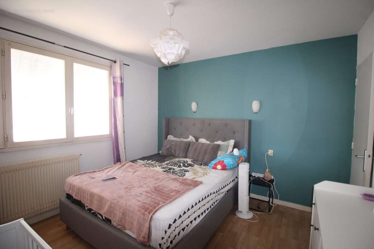 Appartement 58 m² à Issoire  - photo 3