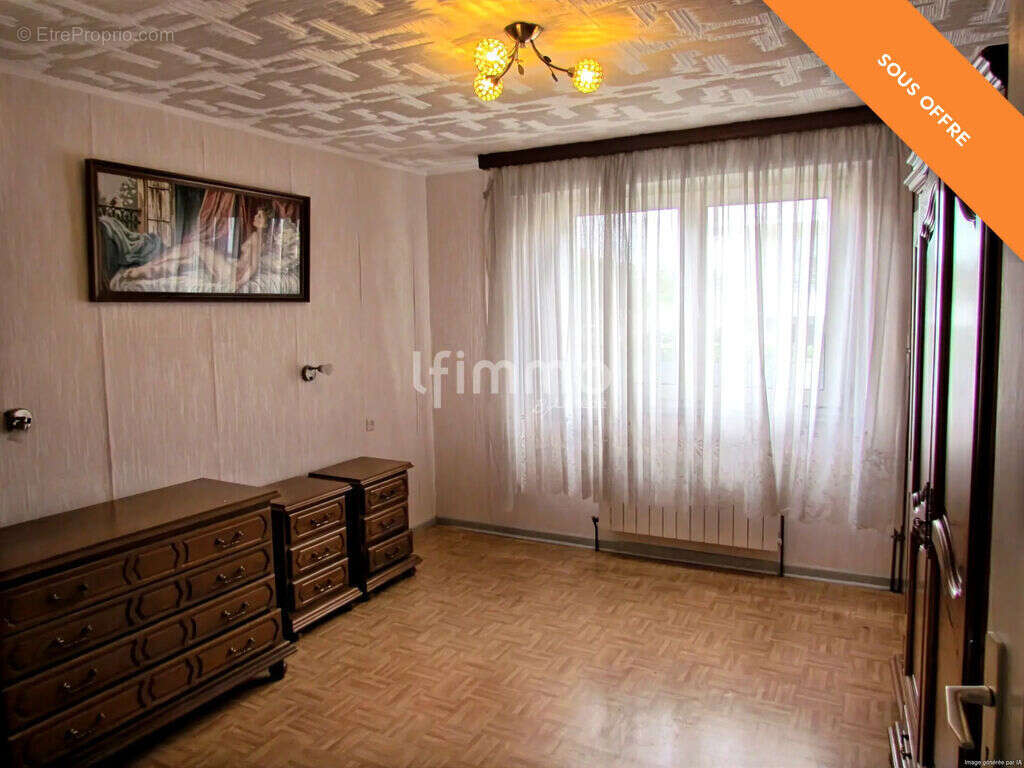 Maison avec une dépendance, sur 7 ares - photo 4