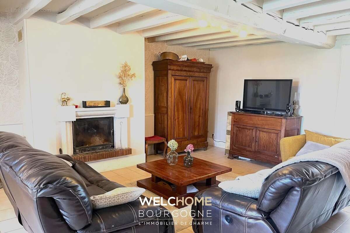 Maison à SAINT-MARTIN-D&#039;HEUILLE