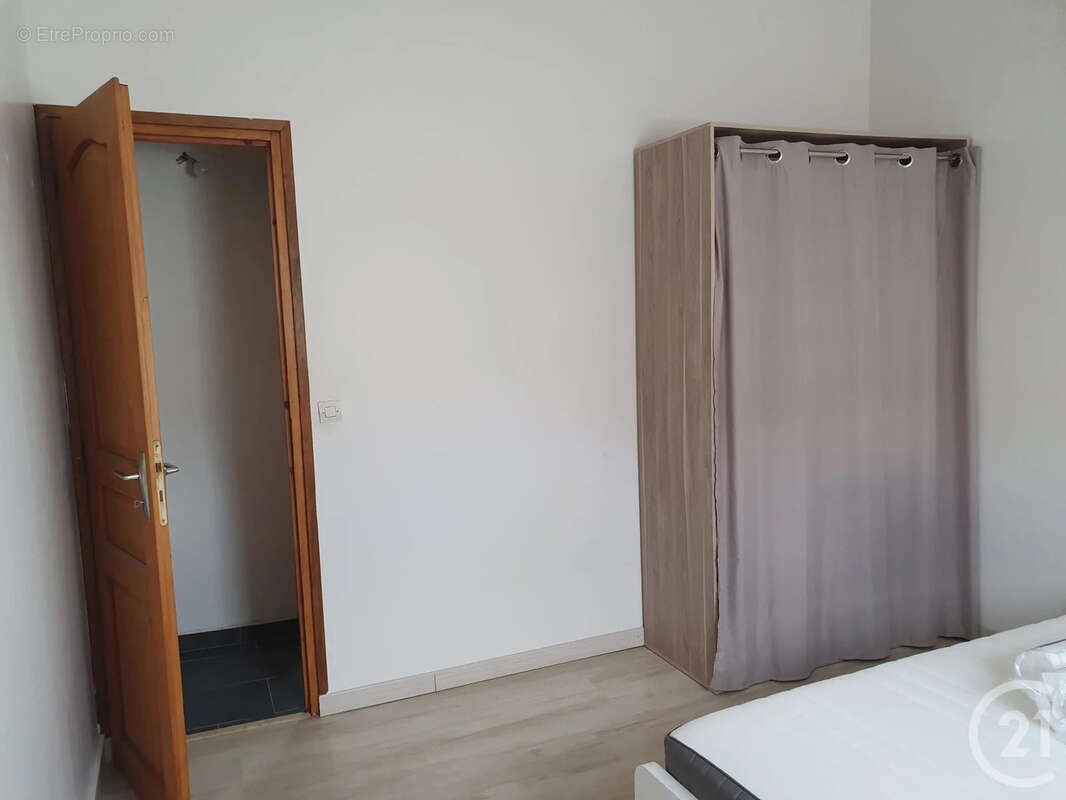 Appartement 33 m² à Brie-Comte-Robert  - photo 6
