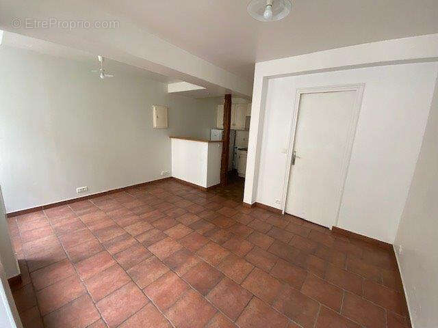 Appartement à EPERNON