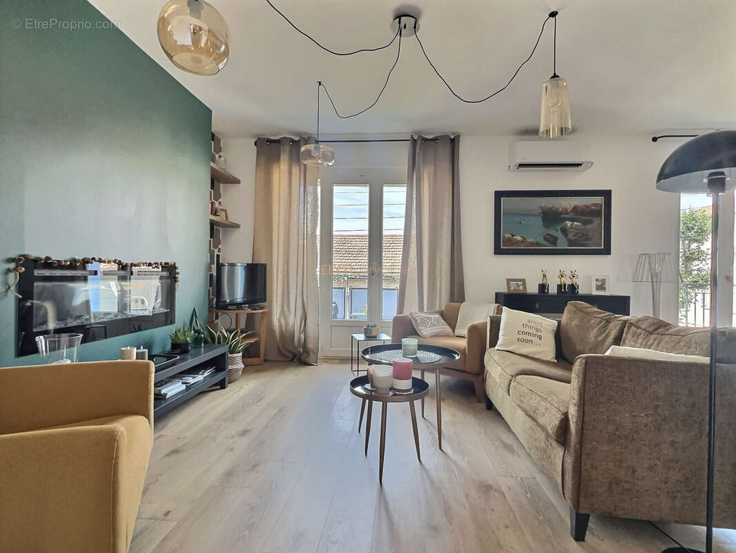 Appartement à SALON-DE-PROVENCE