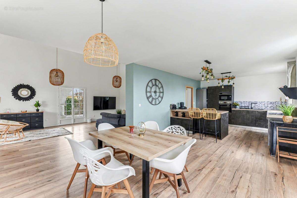 Maison à GAGNAC-SUR-GARONNE