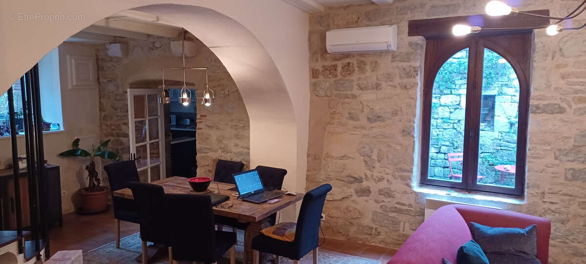 Maison à SAINT-ANTONIN-NOBLE-VAL