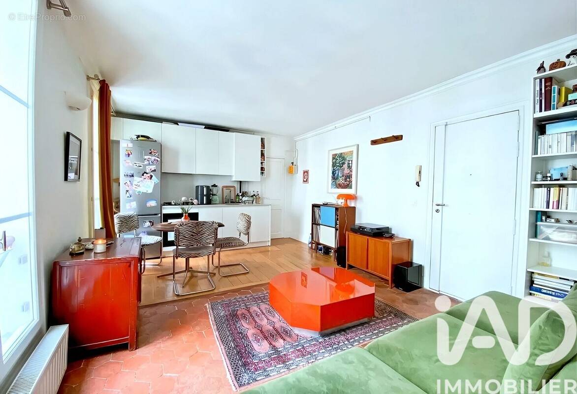 Photo 1 - Appartement à PARIS-10E