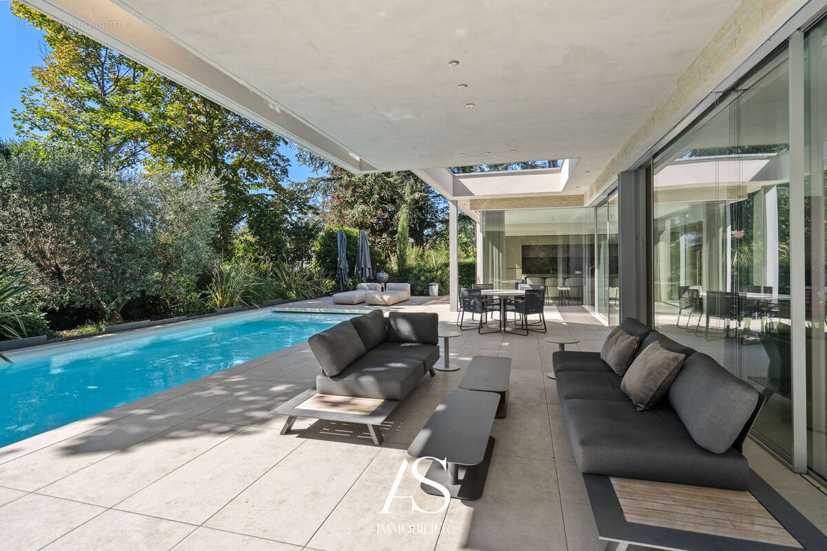 Maison à SAINT-CYR-AU-MONT-D'OR