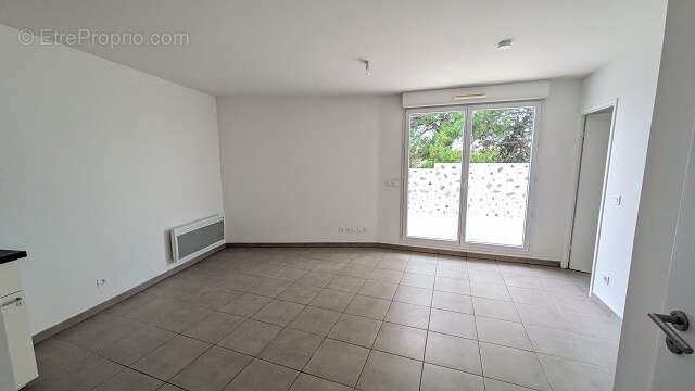 Appartement à LATTES