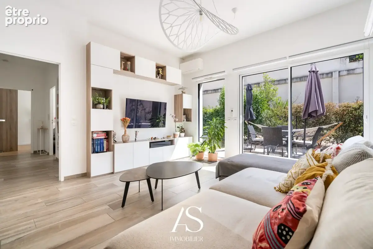 Appartement à LYON-6E