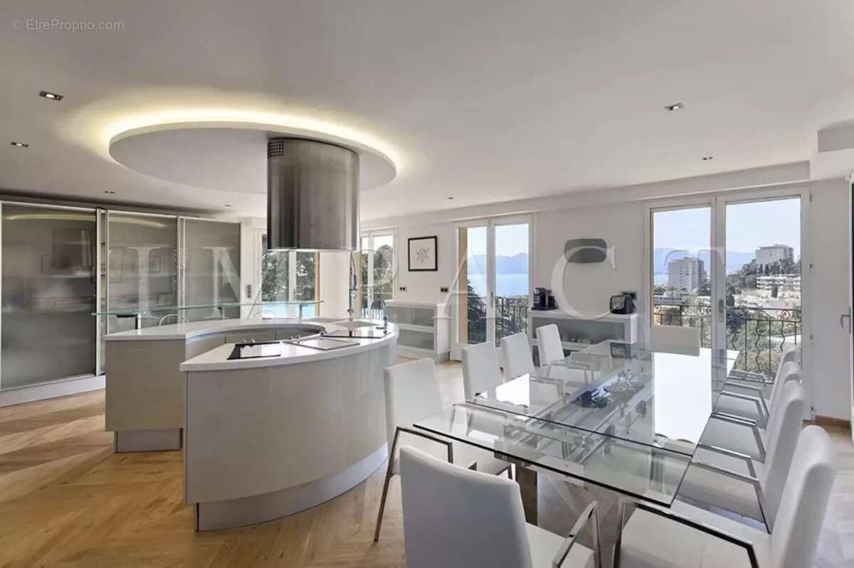 Maison à CANNES