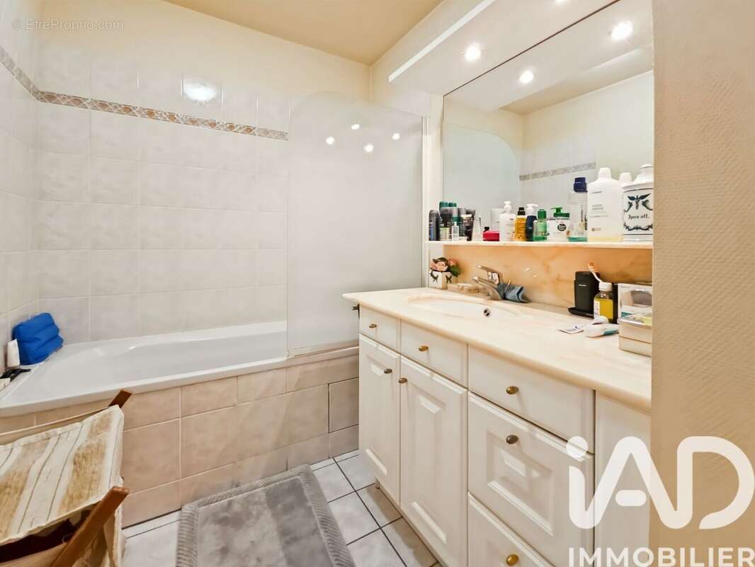 Photo 5 - Appartement à BRIE-COMTE-ROBERT