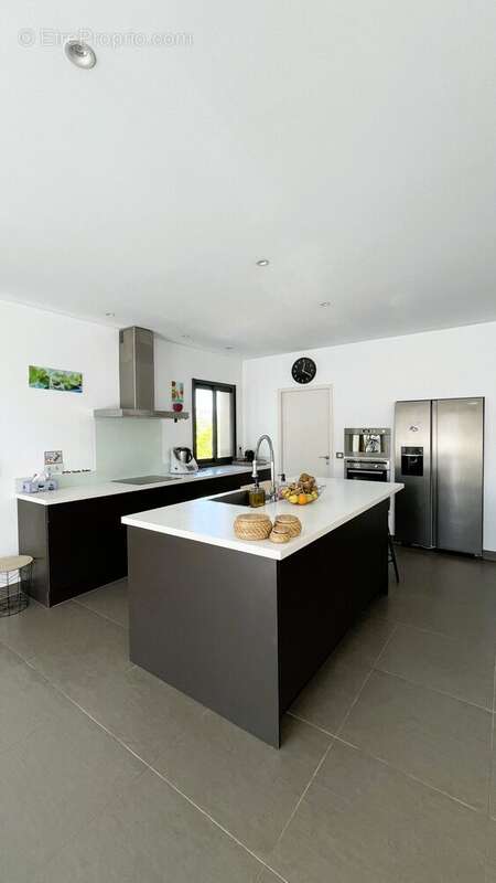 Maison 129 m² à Le Pouget  - photo 7