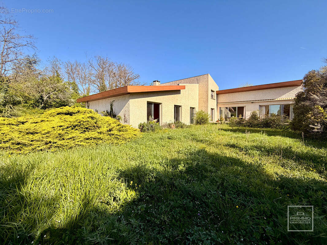 Maison à SAINT-DIDIER-AU-MONT-D'OR