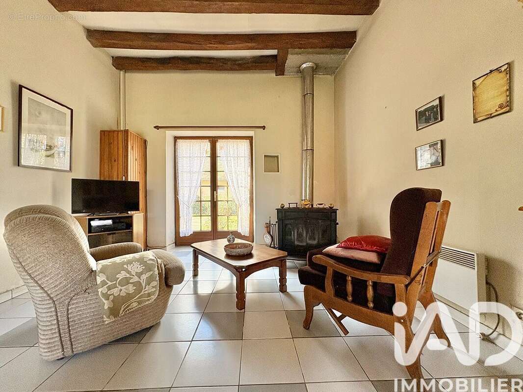 Photo 2 - Maison à MEZILLES